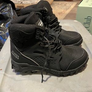 Black Suadex hicking boots size 8 women